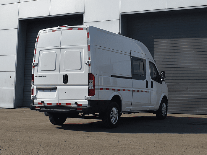 Пассажирский фургон DongFeng